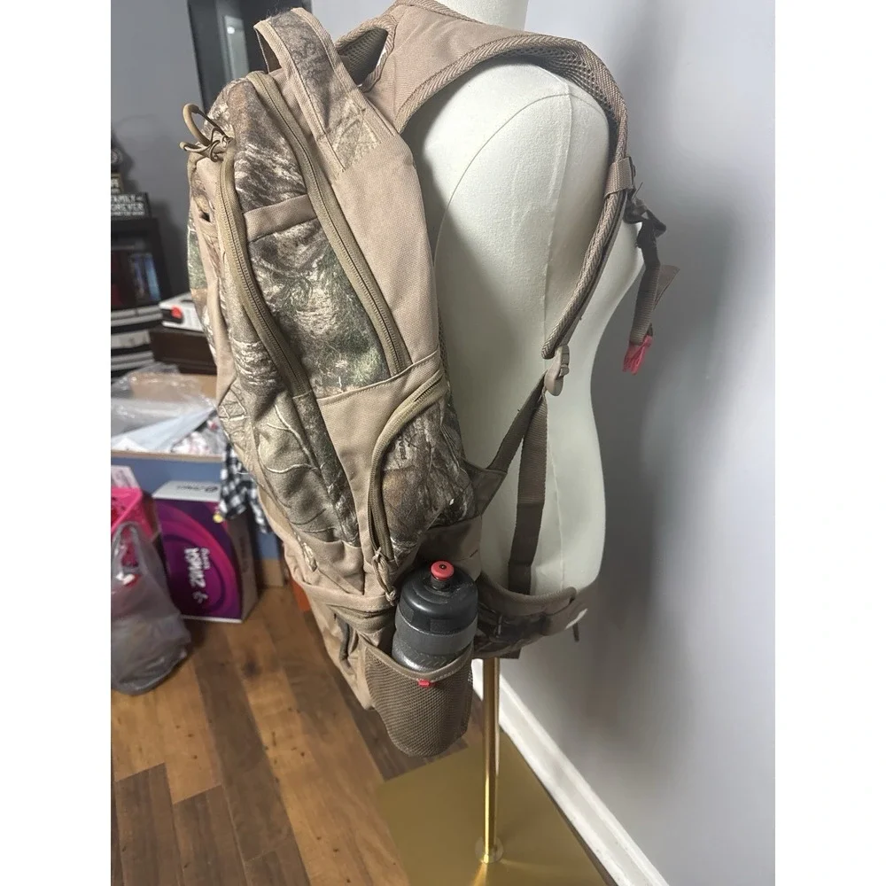 Fieldline Pro Series Realtree Camo Hunting Backpack - 7‎ pocket